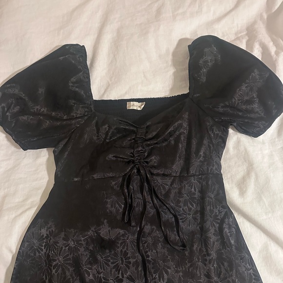 Altar’d State Black Puff Sleeve Floral Dress - Picture 3 of 5